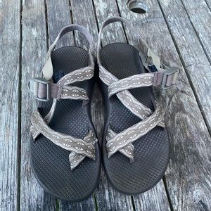 Women’s Mayan Bungee Chacos size 8